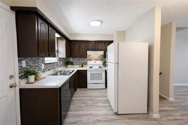 $182,000 | 5607 Crest Drive, Kansas City, KS 66106