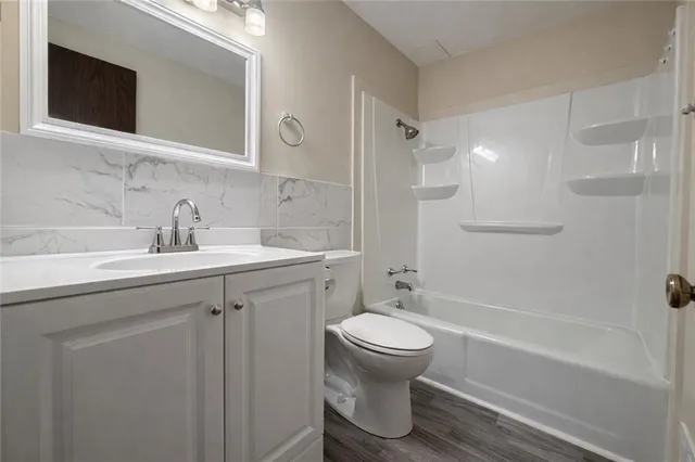 $182,000 | 5607 Crest Drive, Kansas City, KS 66106