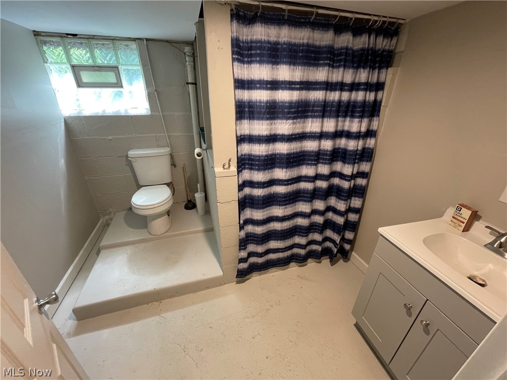 54544 Mt Victory Road Powhatan Point, OH 43942 - Photo 29 of 43 Bathroom featuring toilet and vanity