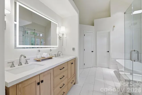 $975,000 | 5424 Amanda Lane, Belmont, NC 28012