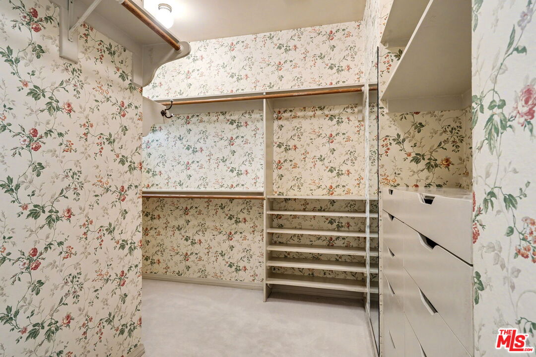 12386 Ridge Circle Los Angeles, CA 90049 - Photo 49 of 65