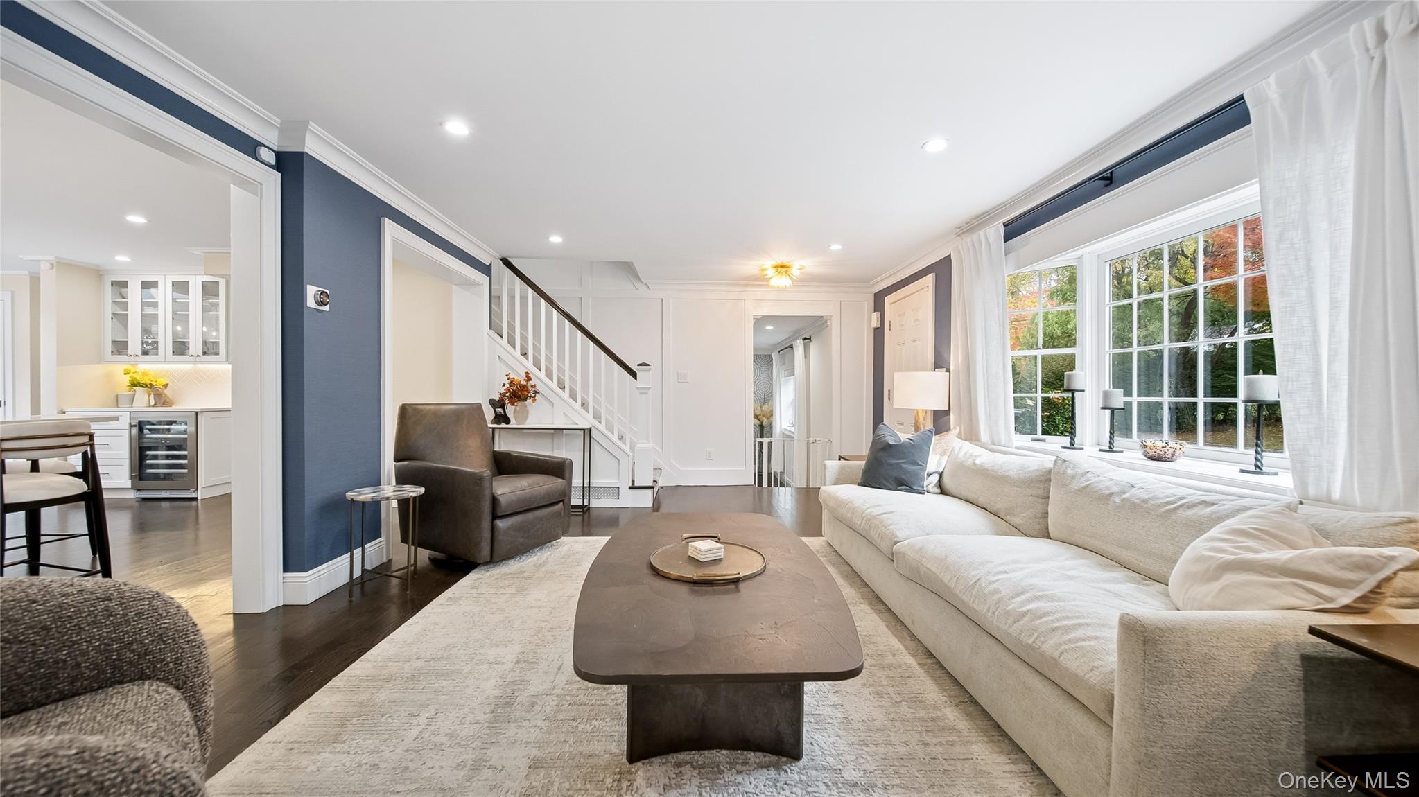 305 Nassau Avenue Manhasset, NY 11030 - Photo 4 of 27 a living room with furniture and wooden floor
