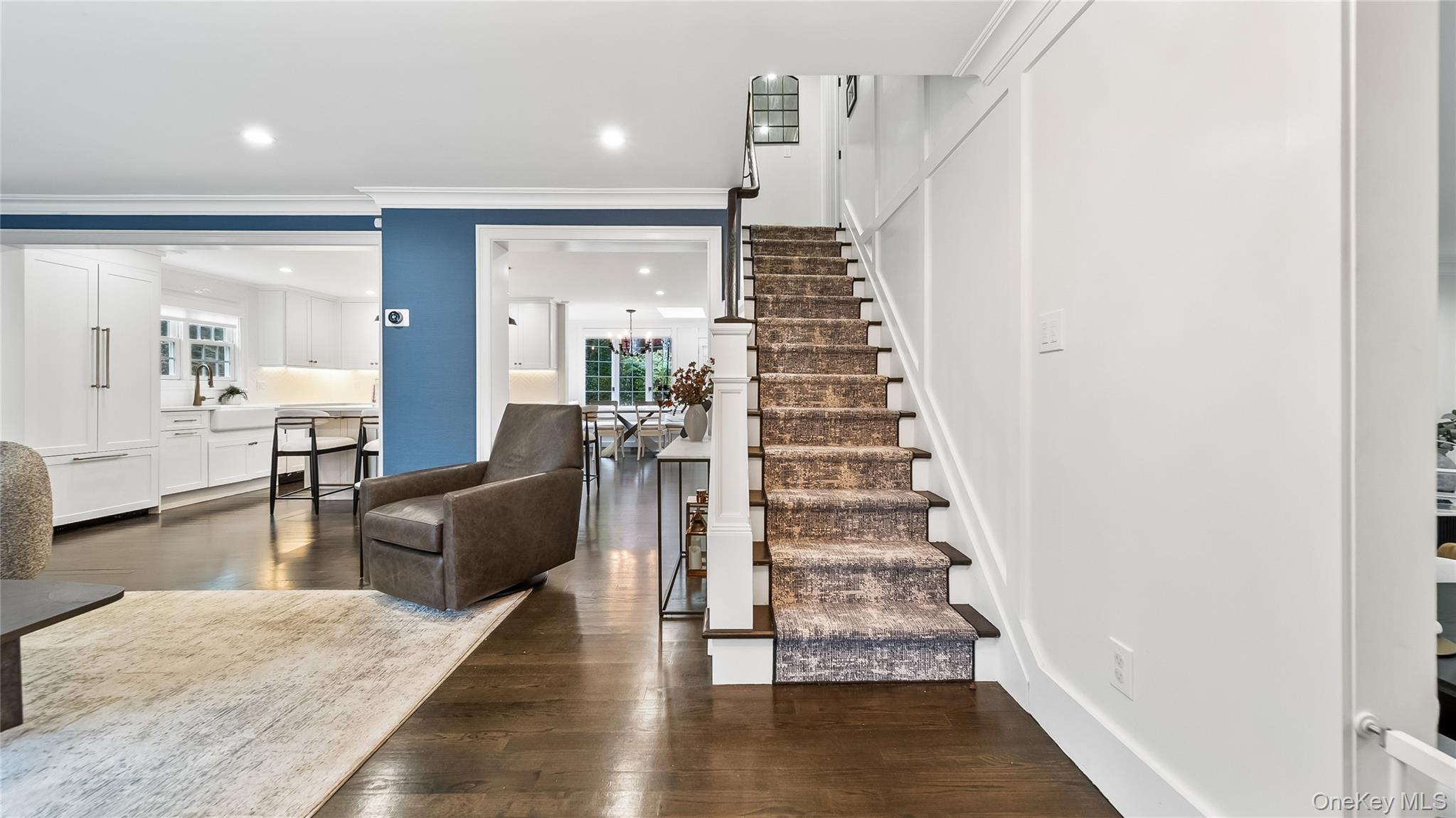 305 Nassau Avenue Manhasset, NY 11030 - Photo 5 of 27 a view of entryway and hall with wooden floor