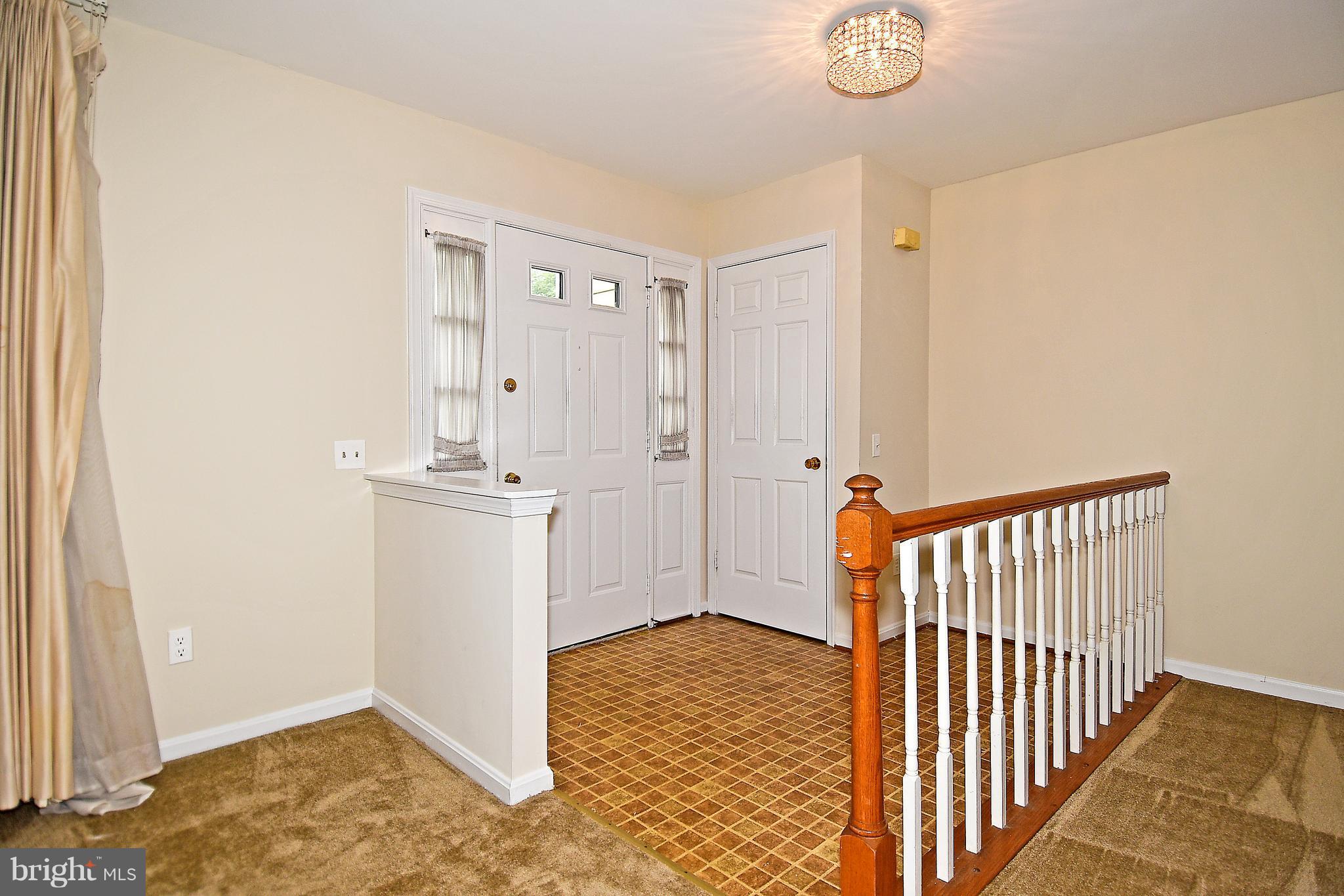 12725 Turquoise Terrace Silver Spring, MD 20904 - Photo 3 of 30 Entryway