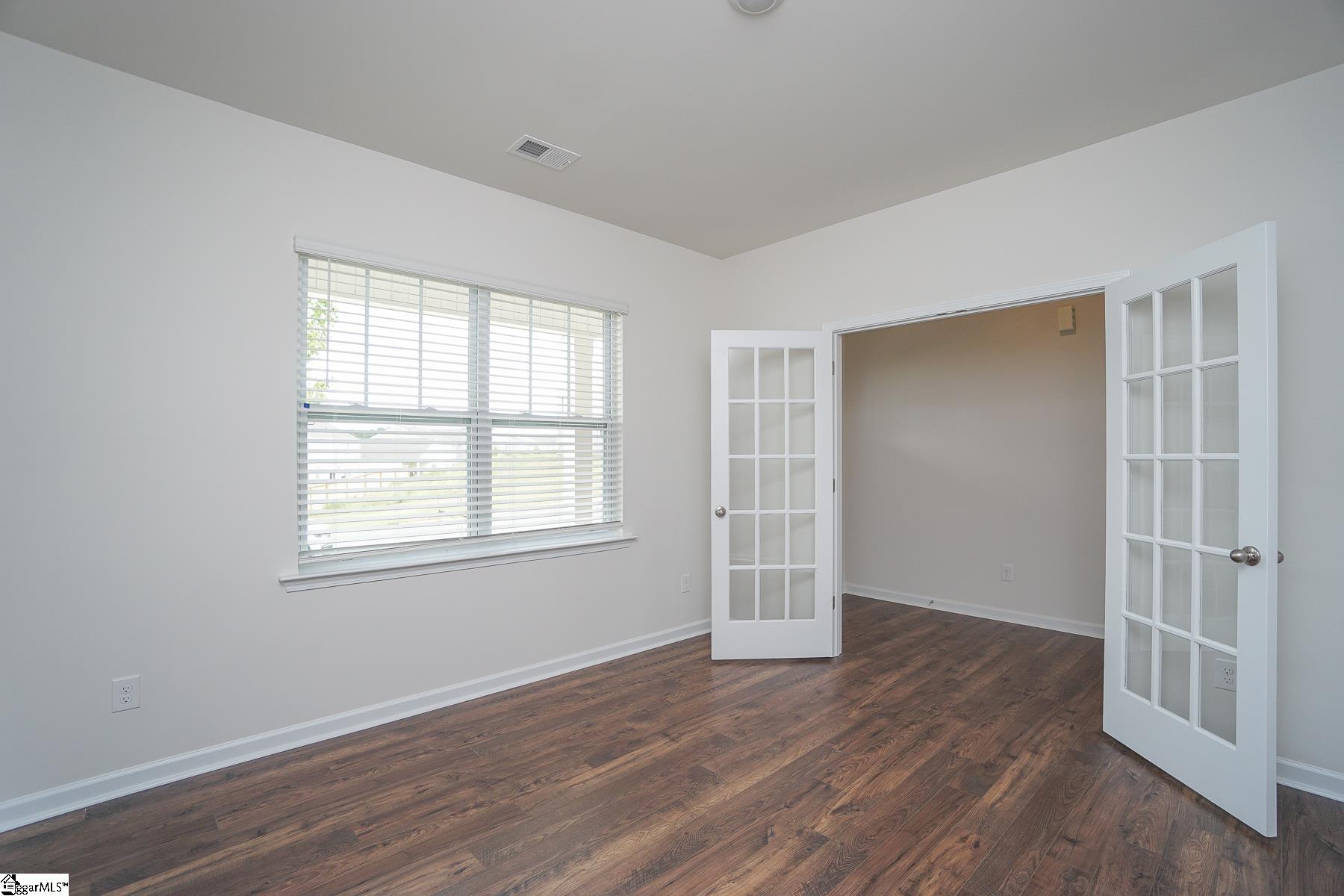 1527 Talley Rdg Drive Woodruff, SC 29388 - Photo 4 of 42