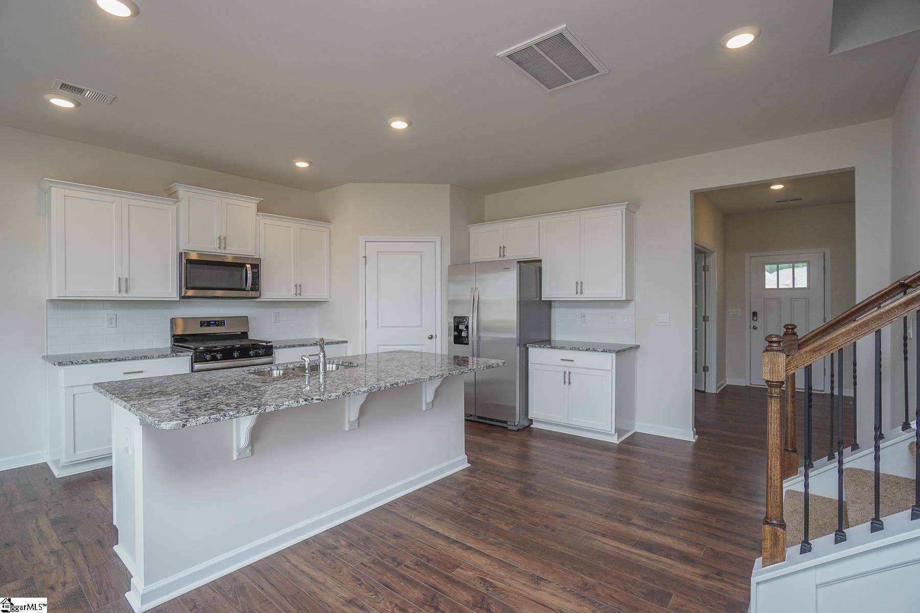 1527 Talley Rdg Drive Woodruff, SC 29388 - Photo 7 of 42