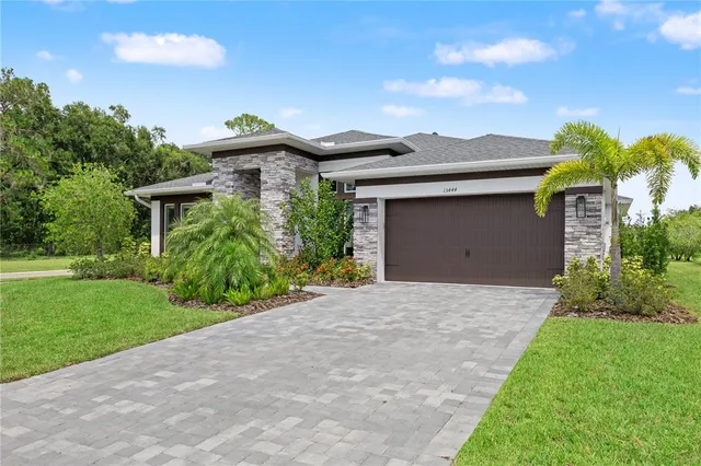 $850,000 | 13444 Trailing Moss Drive, Dade City, FL 33525