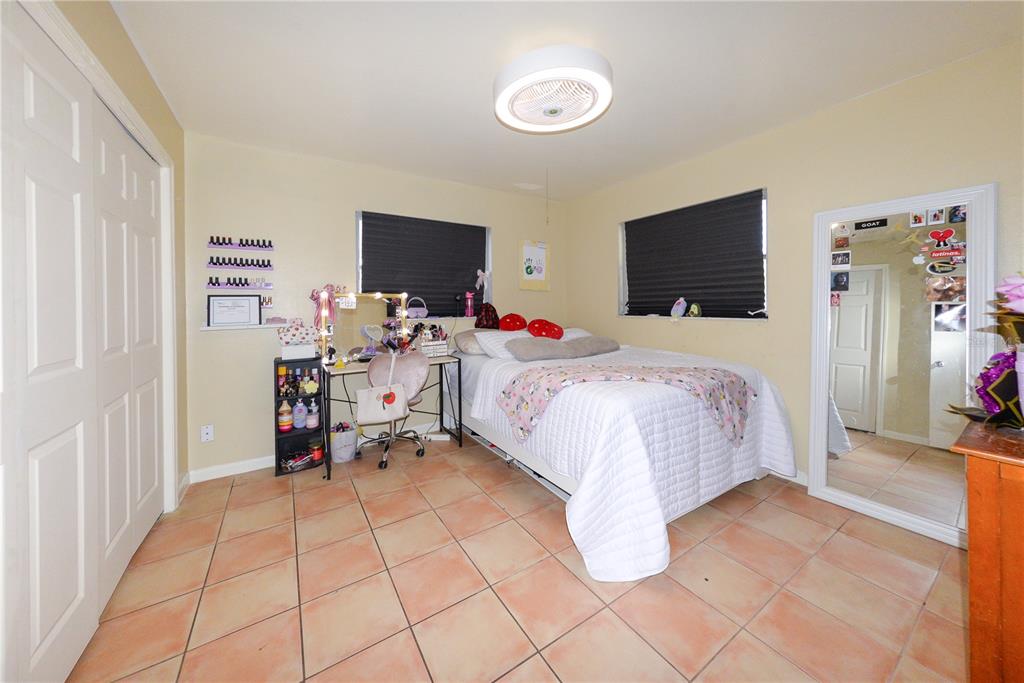 9215 Kingston Road Bradenton, FL 34210 - Photo 18 of 31