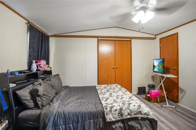 $259,000 | 207 Riverside Street, Highlands, TX 77562