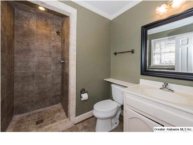 3637 Spring Valley Road Mountain Brook, AL 35223 - Photo 20 of 32