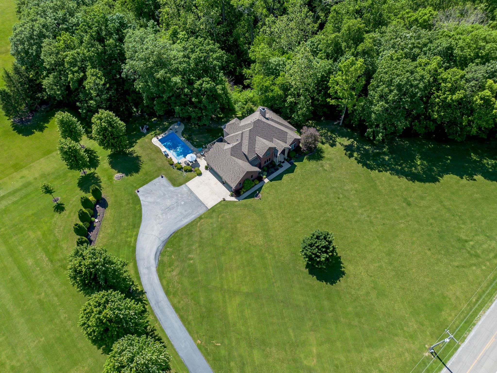 7296 North Clear Creek Road Huntington, IN 46750 - Photo 17 of 38
