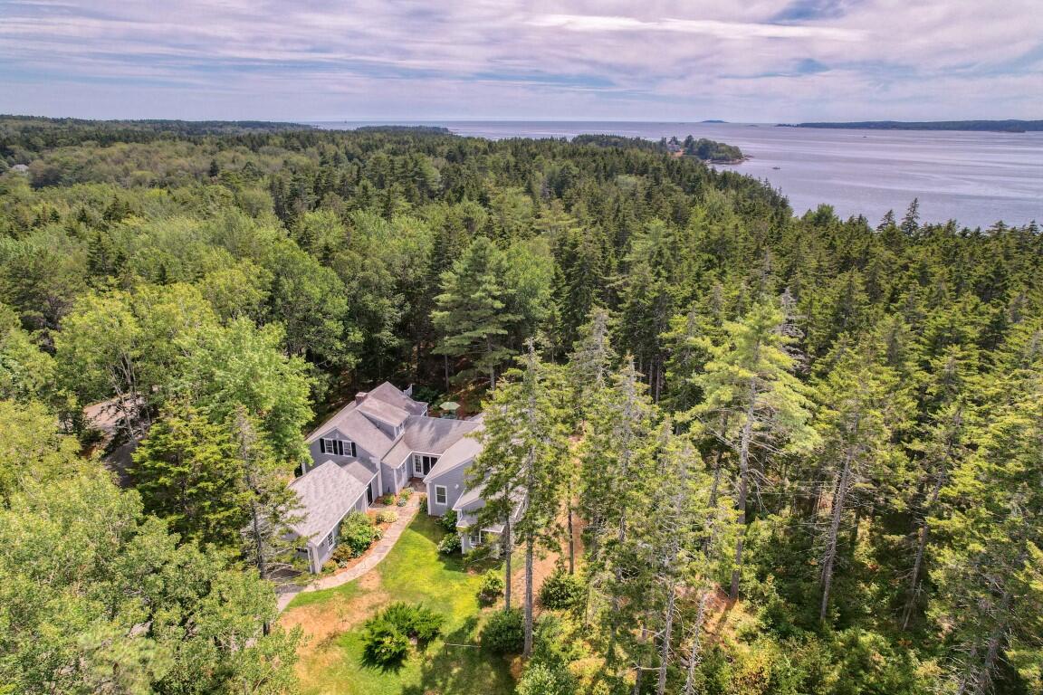 162 Dogfish Head Road Southport, ME 04576 - Photo 12 of 58 12