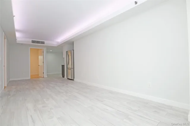 $728,000 | 15815 Union Turnpike, Unit 3F | Hillcrest