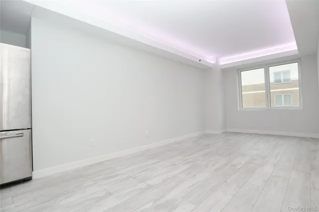 $728,000 | 15815 Union Turnpike, Unit 3F | Hillcrest