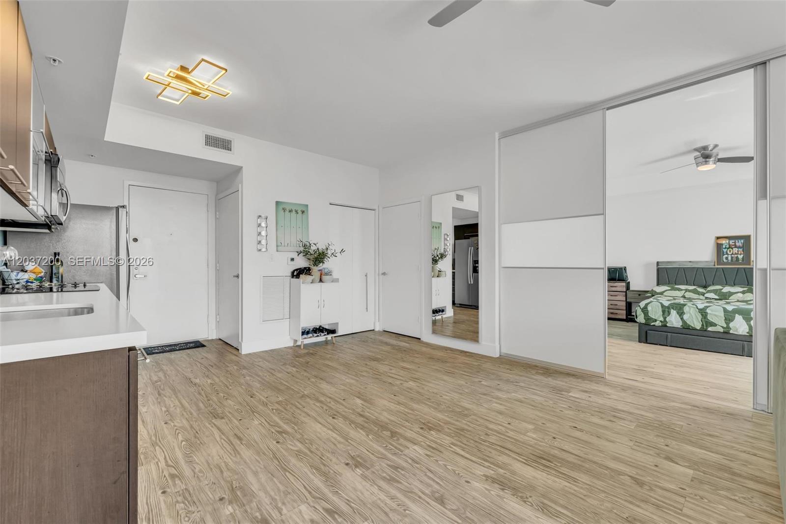 90 Southwest 3rd Street, Unit 4303 Miami, FL 33130 - Photo 10 of 41