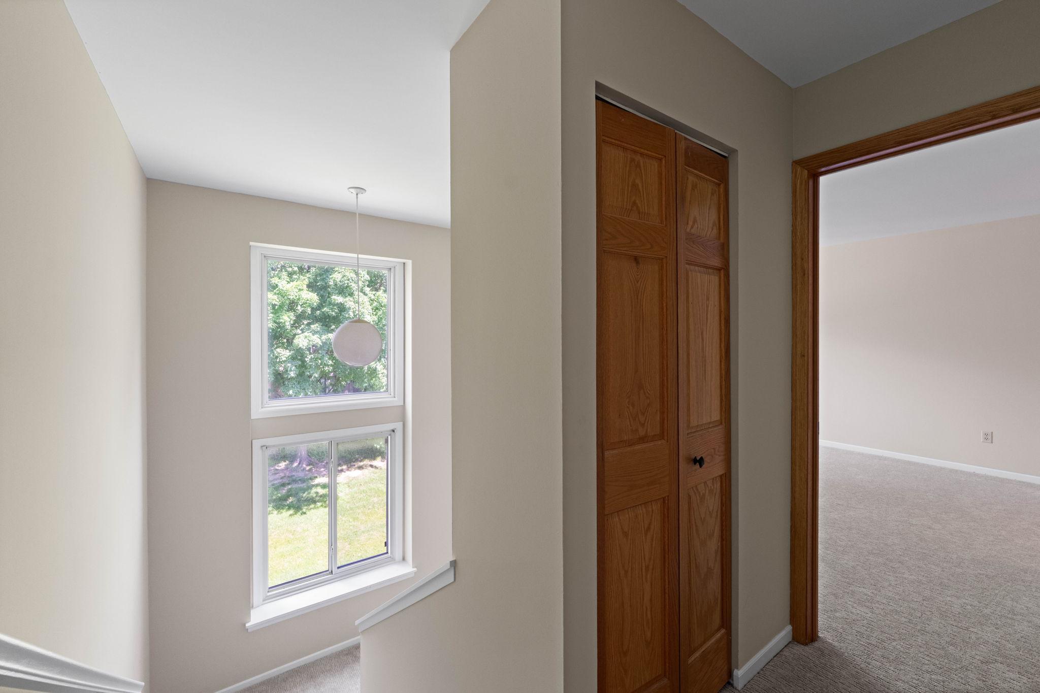 304 Pondridge Circle Wayzata, MN 55391 - Photo 15 of 30