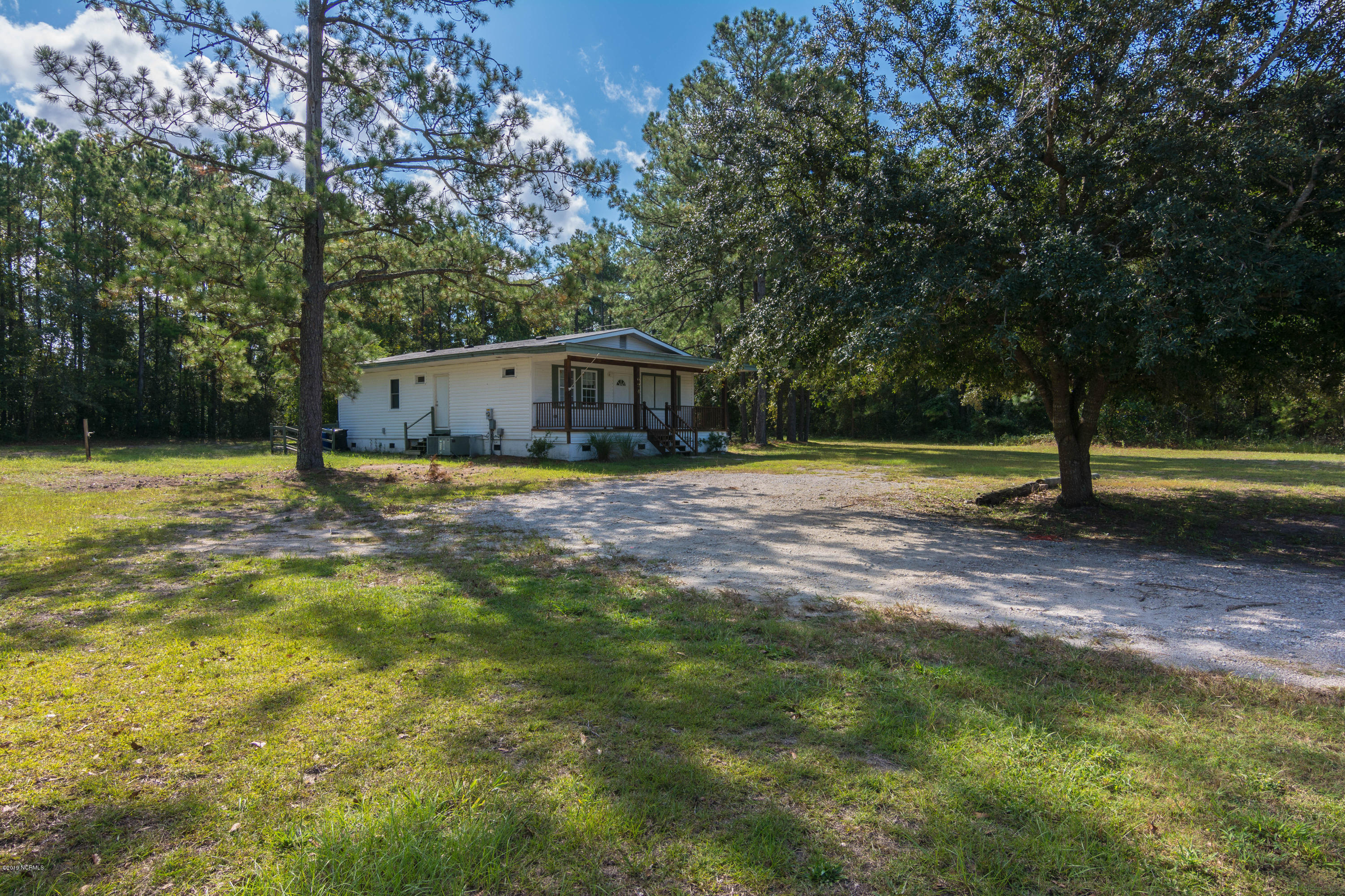 624 Ocean Highway Holly Ridge, NC 28445 - Photo 1 of 27 DSC_6382