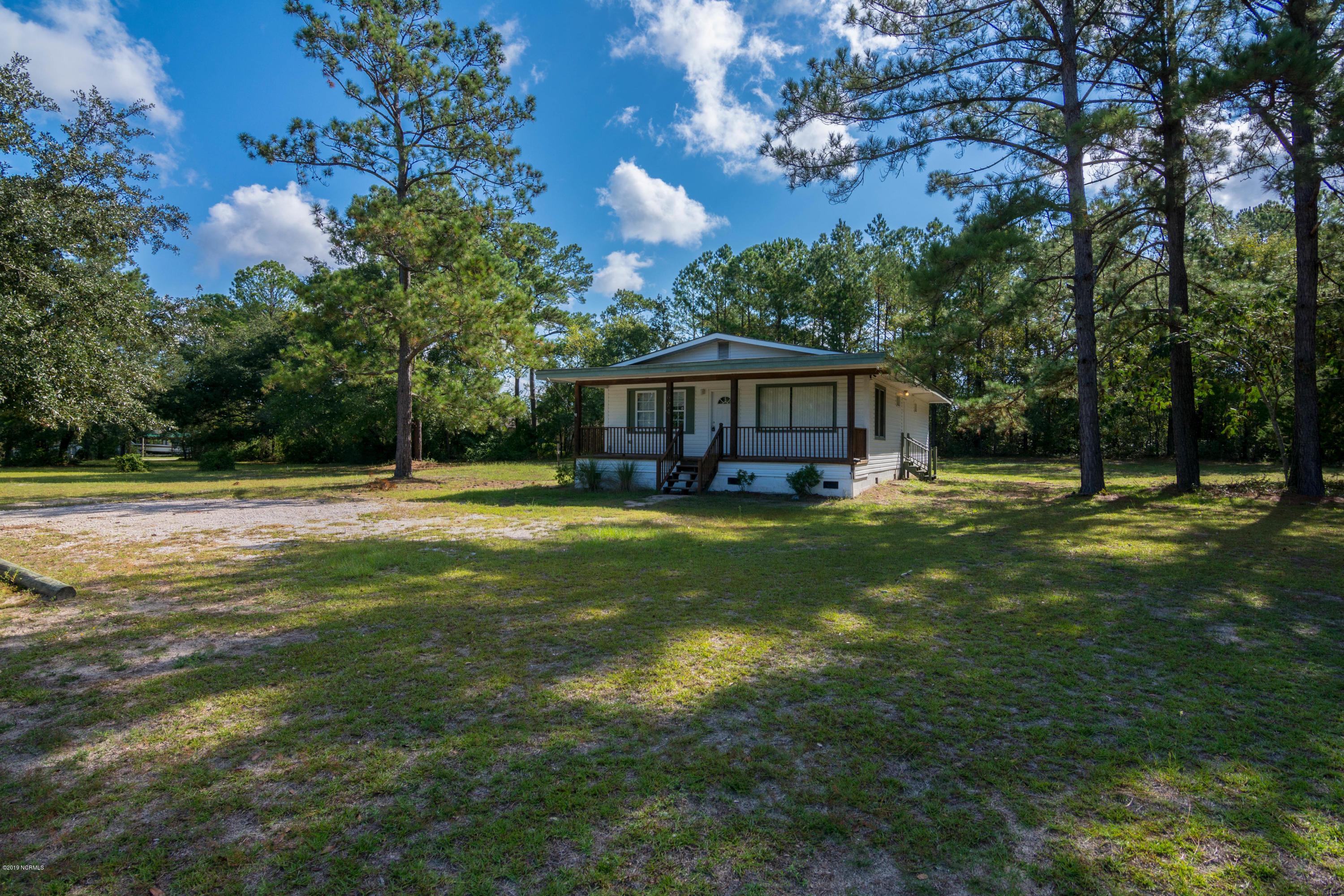624 Ocean Highway Holly Ridge, NC 28445 - Photo 3 of 27 DSC_6384