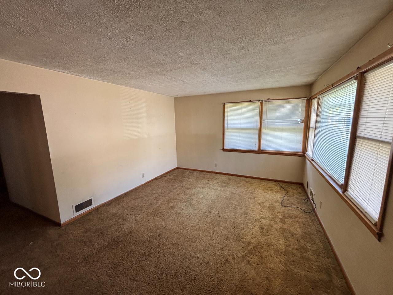 143 South 9th Street New Castle, IN 47362 - Photo 8 of 27