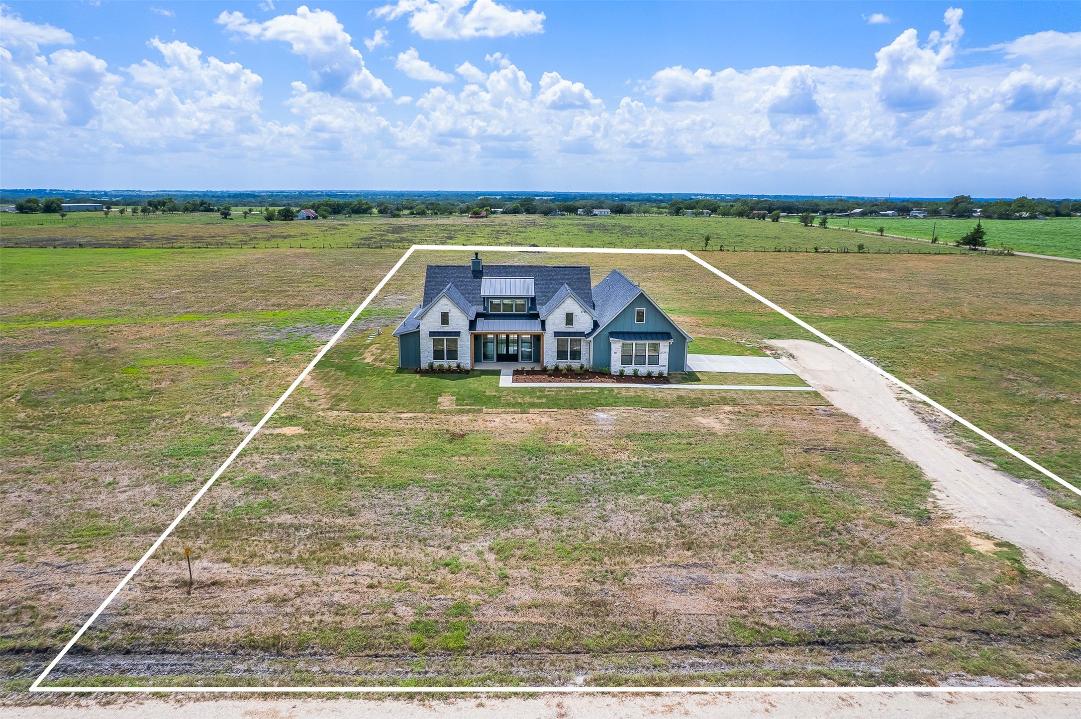 114 Country View Lane Schulenburg, TX 78956 - Photo 5 of 41