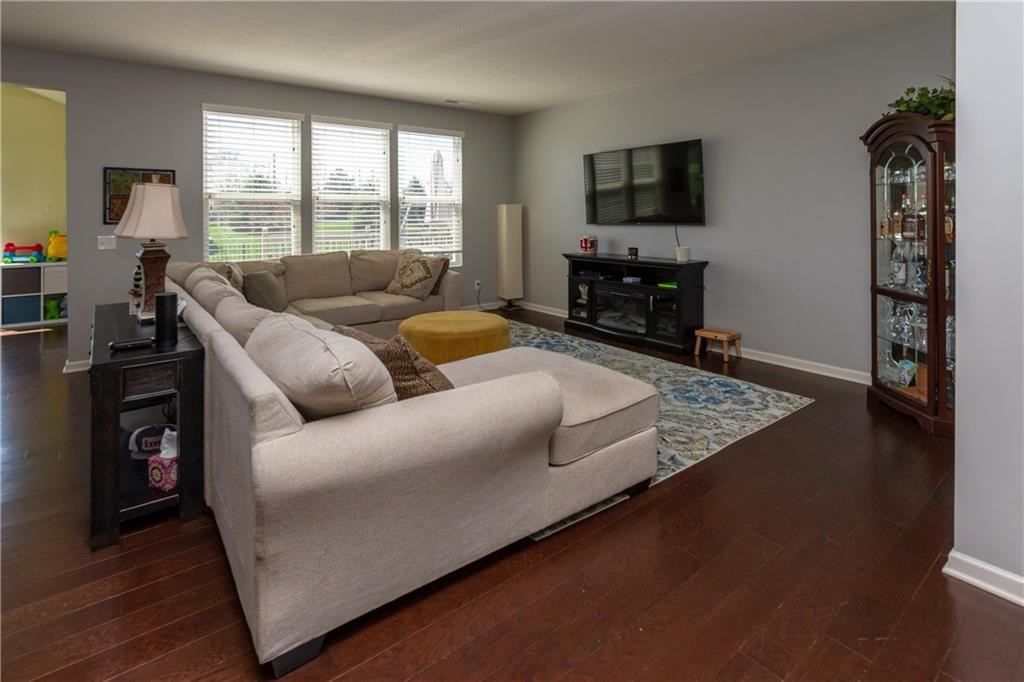14433 Glapthorn Road Fishers, IN 46037 - Photo 3 of 20 Gallery Image 3