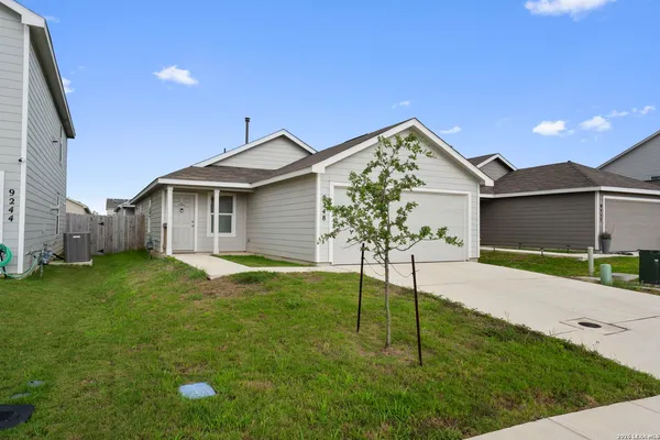 $178,500 | 9248 James Bowie, Seguin, TX 78155