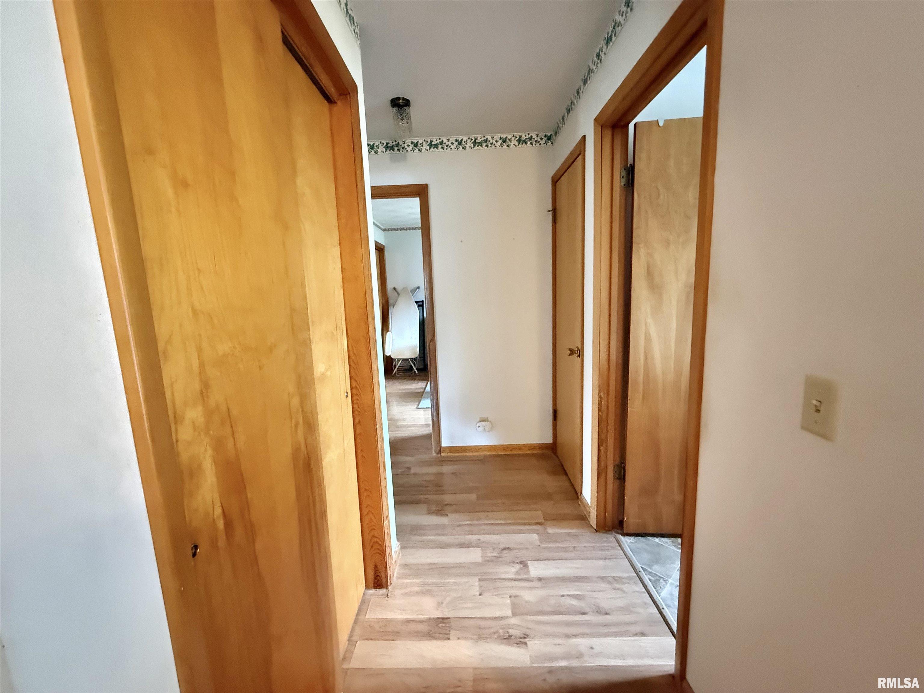 208 South 2nd Street Cuba, IL 61427 - Photo 17 of 29