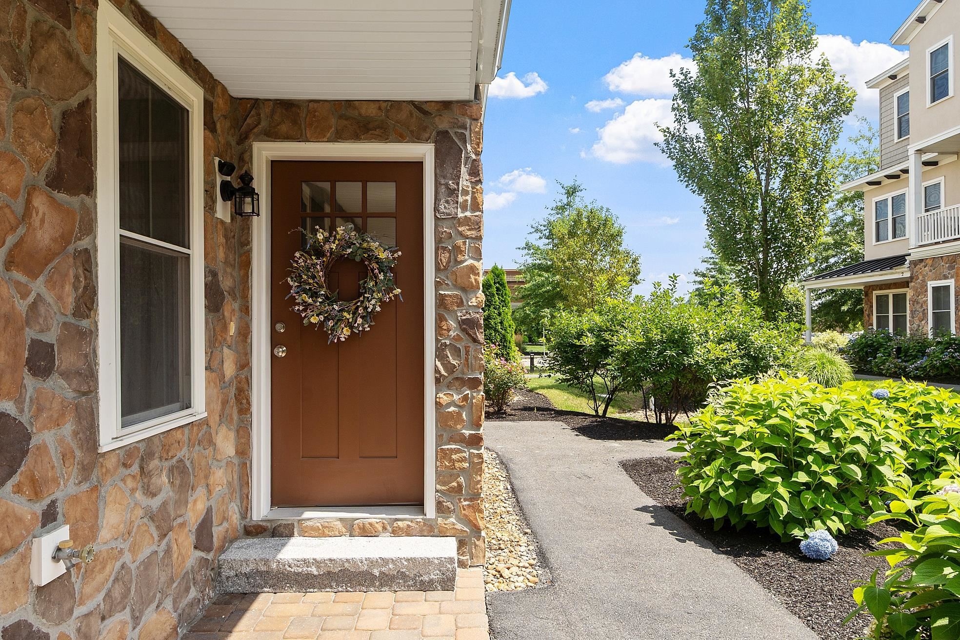 5 Milano Way, Unit 5 Salem, NH 03079 - Photo 4 of 44