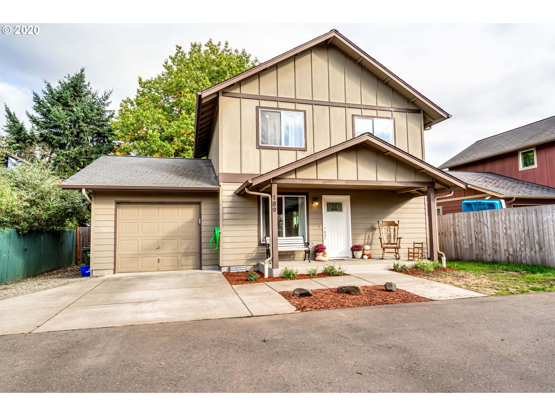 189 35th Street Springfield, OR 97478 - Photo 1 of 26