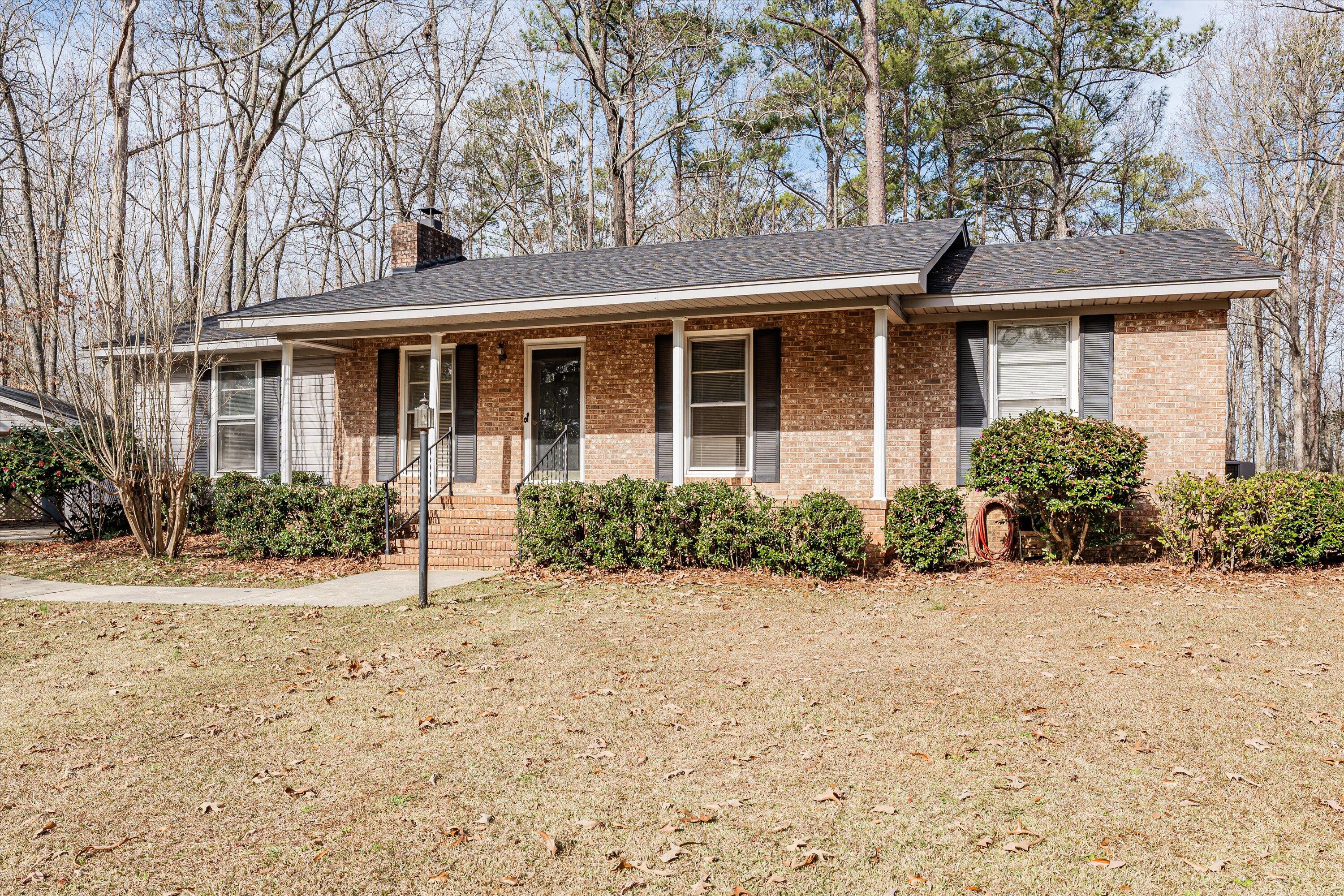 13 Country Place Road Edgefield, SC 29824 - Photo 4 of 41
