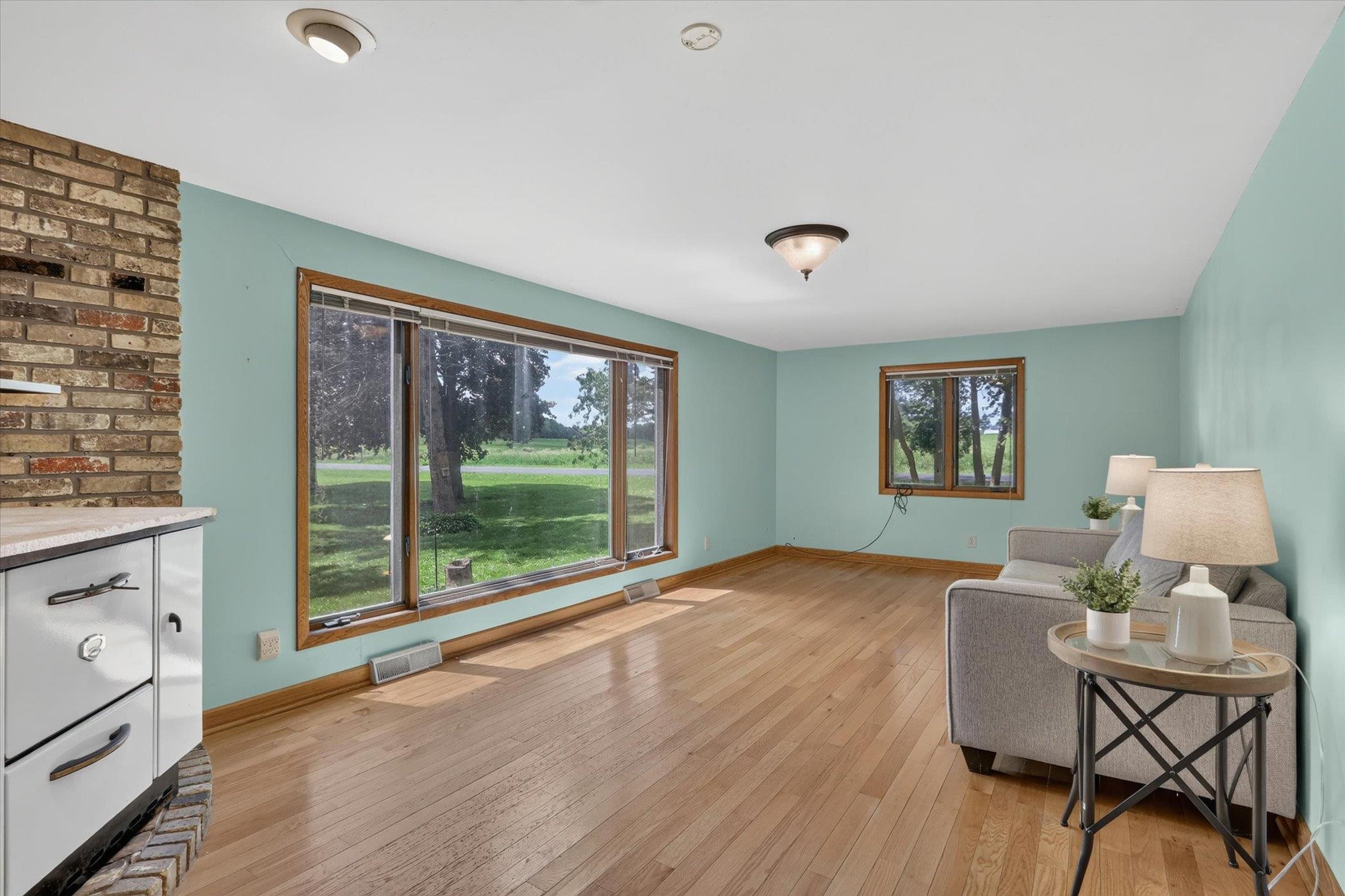 1270 Hillside Road Edgerton, WI 53534 - Photo 4 of 74
