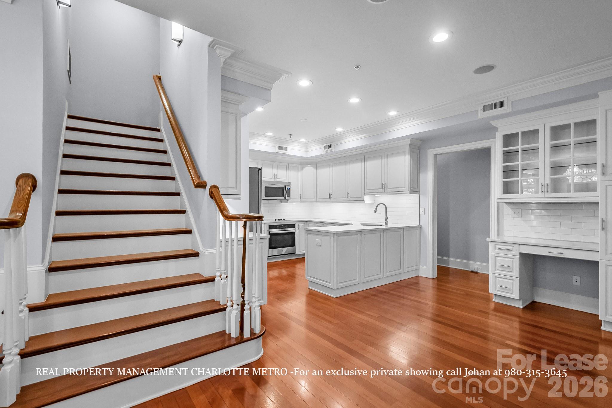 529 Queens Road Charlotte, NC 28207 - Photo 8 of 40