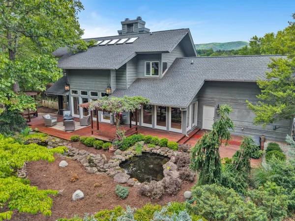 $825,000 | 1560 Lee Lane, Fincastle, VA 24090