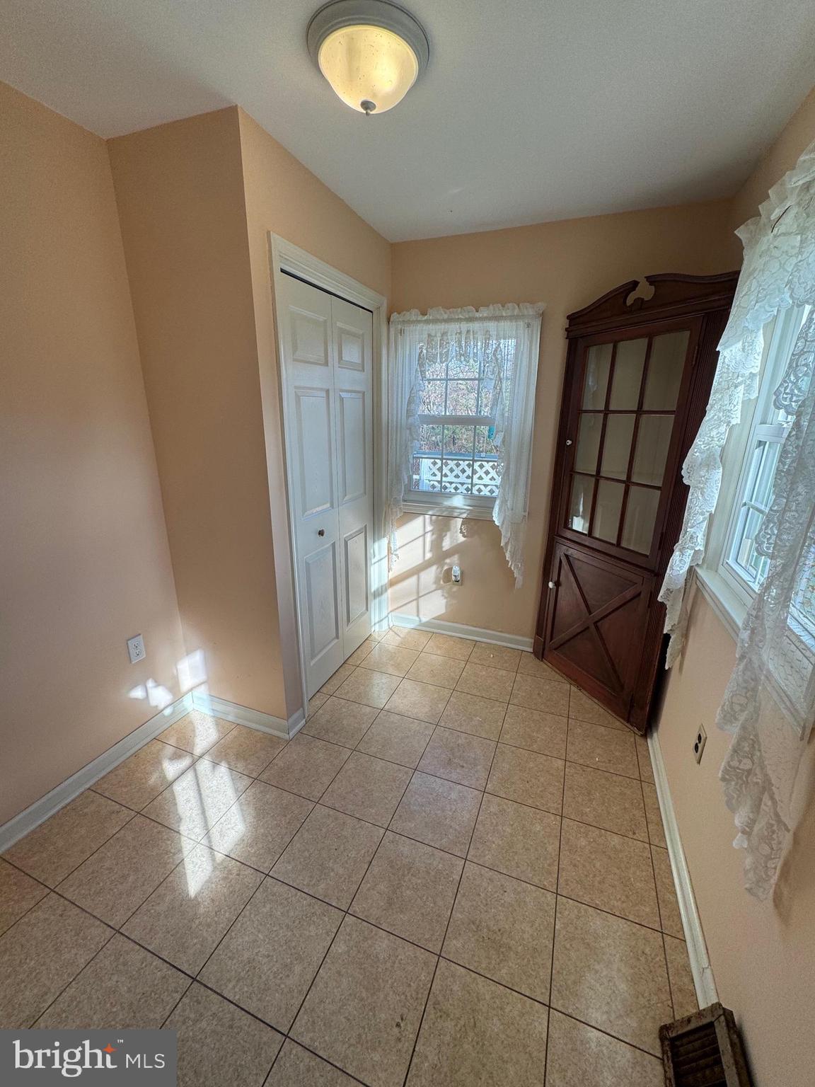 536 North Shore Road Absecon, NJ 08201 - Photo 12 of 55 Gallery Image 12