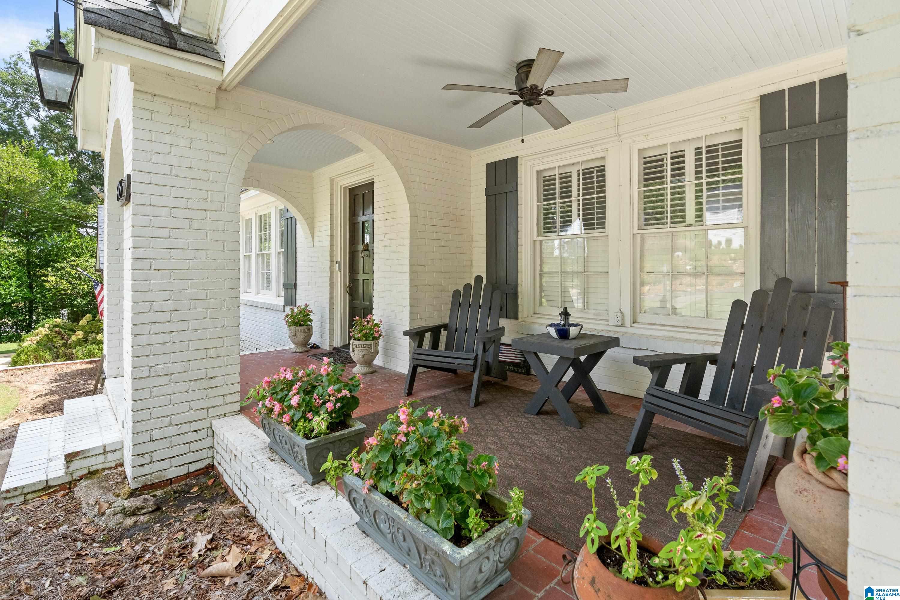 915 Irving Road Birmingham, AL 35209 - Photo 3 of 36