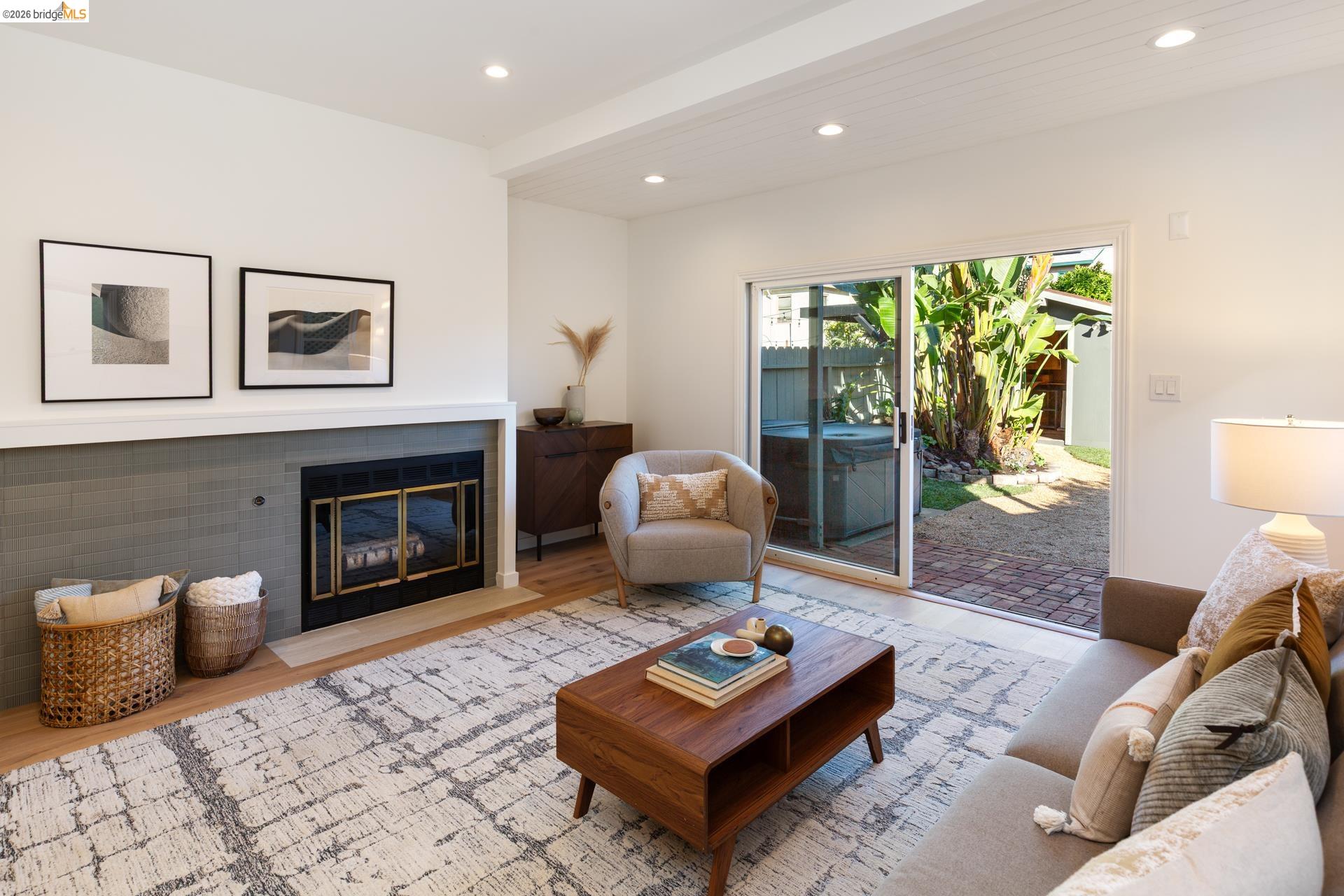 1207 Cornell Avenue Berkeley, CA 94706 - Photo 11 of 59