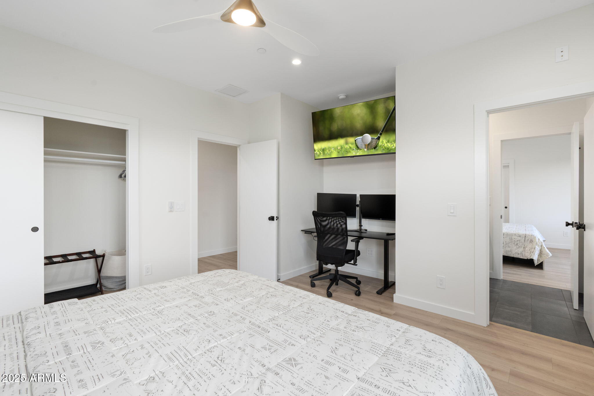 327 Suncliffe Drive Sedona, AZ 86351 - Photo 24 of 79 Second Bedroom