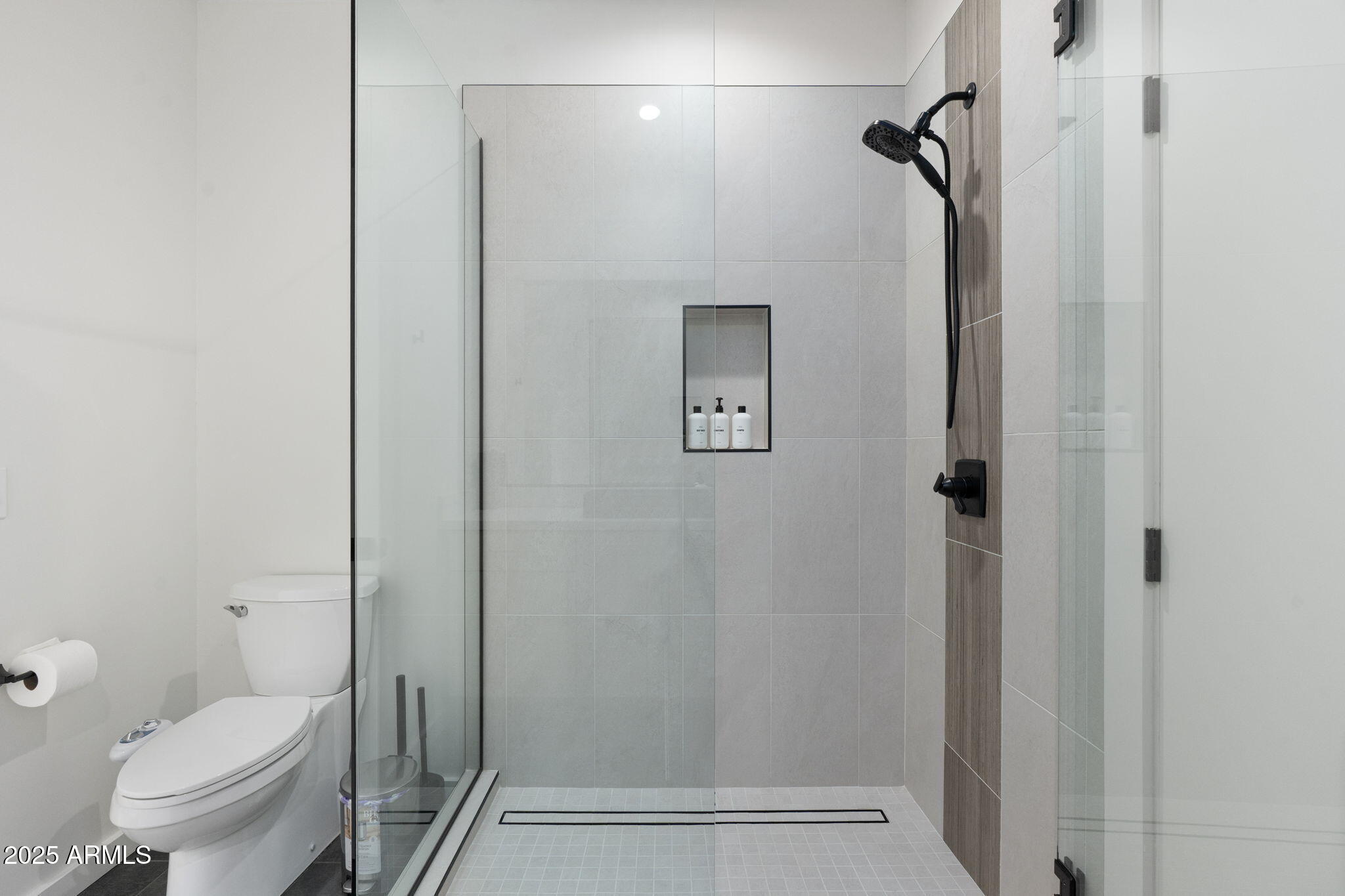 327 Suncliffe Drive Sedona, AZ 86351 - Photo 32 of 79 Fourth Bathroom B