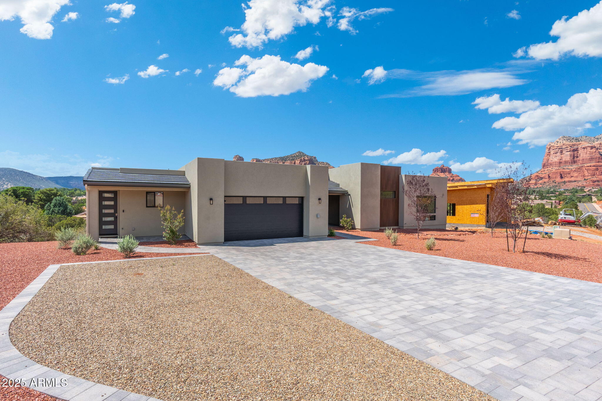 327 Suncliffe Drive Sedona, AZ 86351 - Photo 4 of 79 Front Entry to the Casita and the Garage