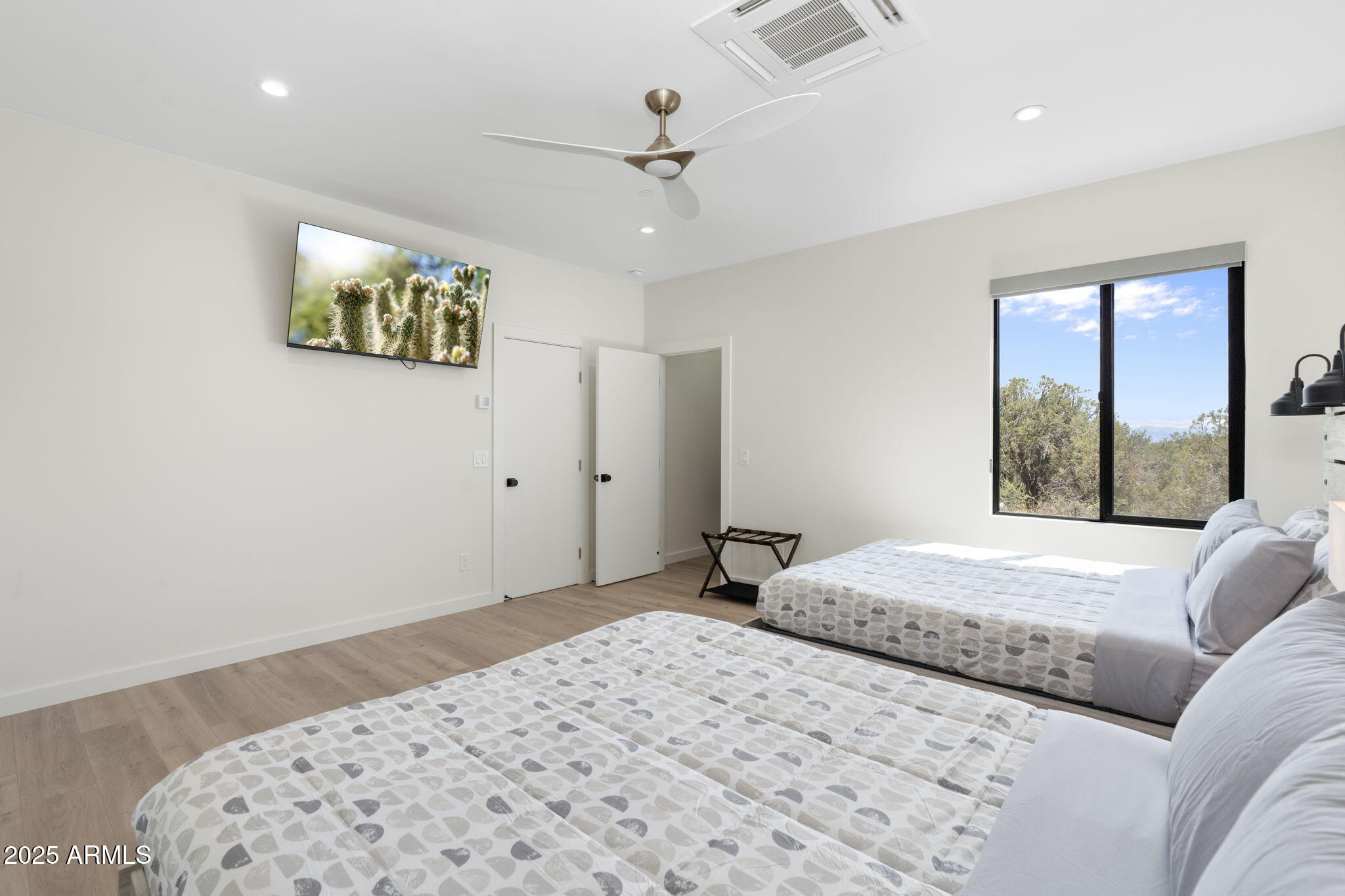 327 Suncliffe Drive Sedona, AZ 86351 - Photo 41 of 79 Casita