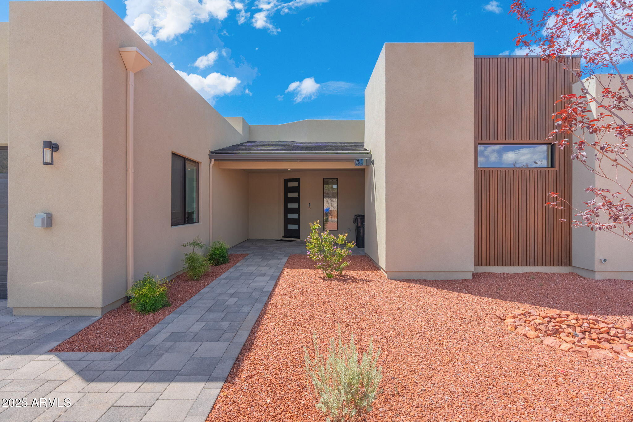 327 Suncliffe Drive Sedona, AZ 86351 - Photo 5 of 79 Main House Entry