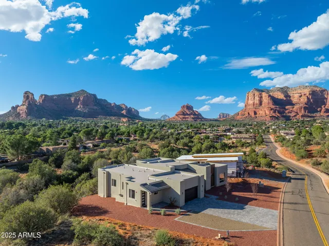 $1,975,000 | 327 Suncliffe Drive, Sedona, AZ 86351