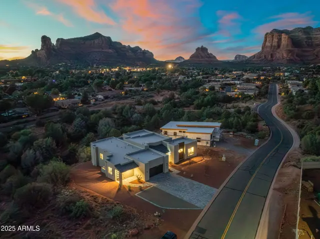 $1,975,000 | 327 Suncliffe Drive, Sedona, AZ 86351