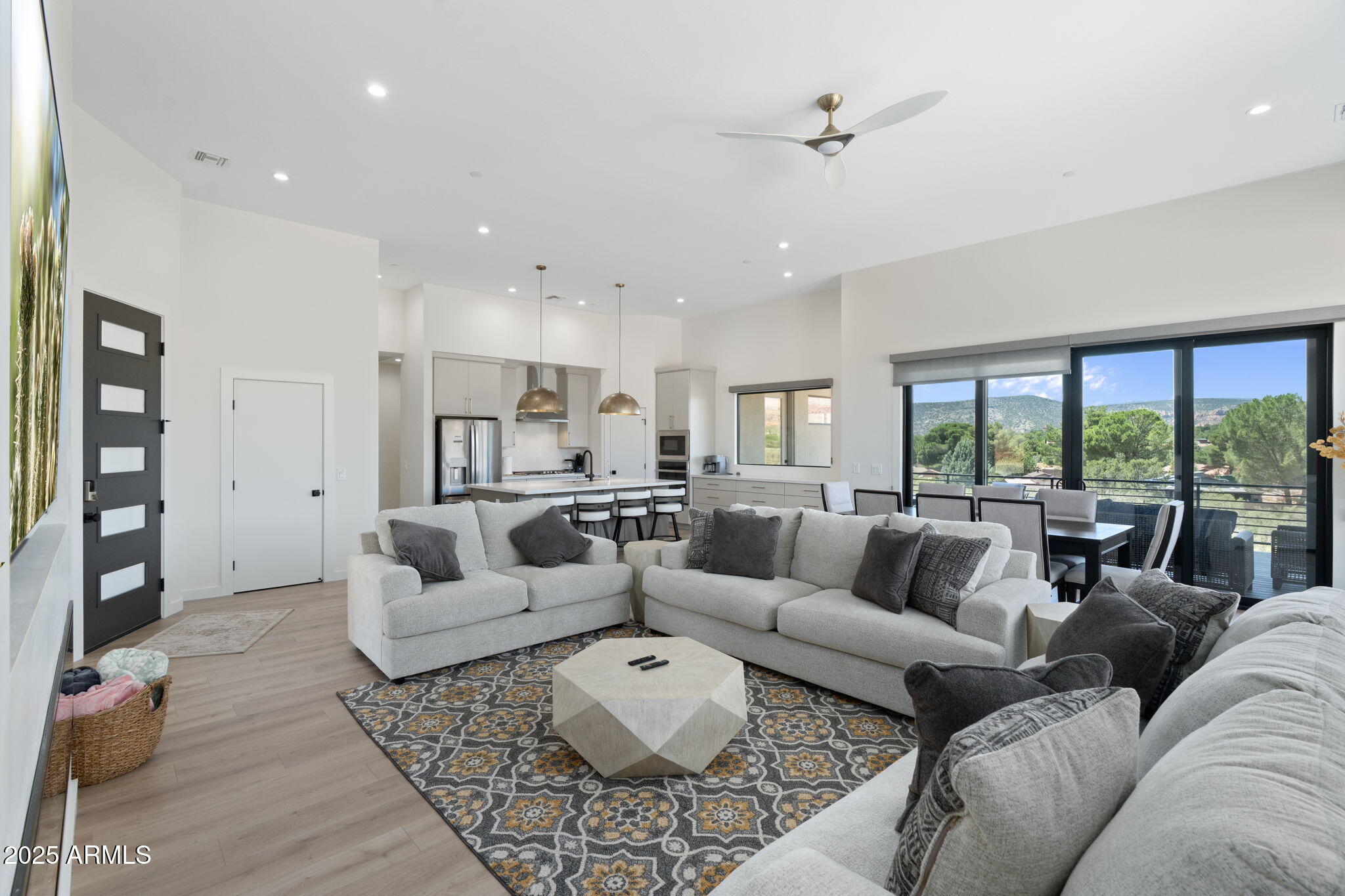 327 Suncliffe Drive Sedona, AZ 86351 - Photo 7 of 79 Main House Living towards Kitchen