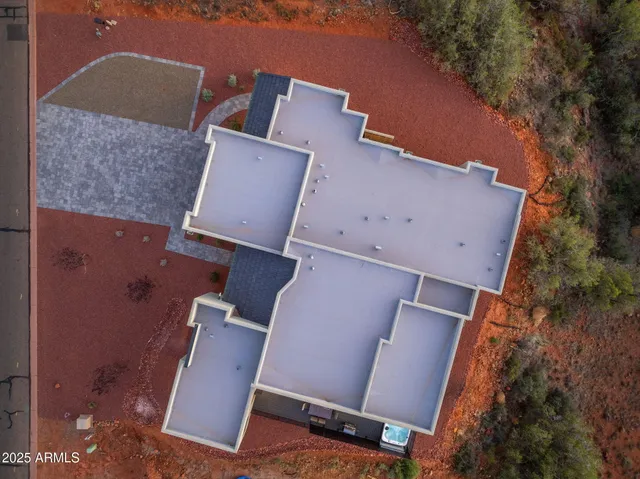 $1,975,000 | 327 Suncliffe Drive, Sedona, AZ 86351