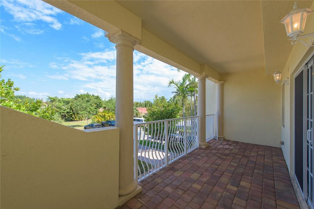 3861 Northeast 22nd Way, Unit 1 Lighthouse Point, FL 33064 - Photo 13 of 40 Photo 13