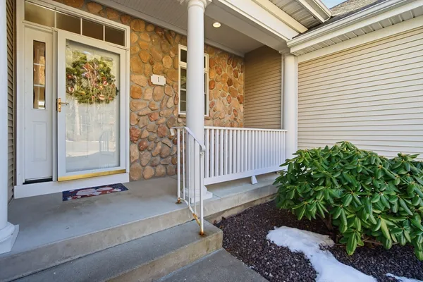 $529,900 | 1 Aspen Drive, Unit 1, Wilbraham, MA 01095