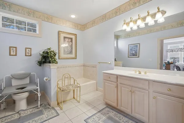 $529,900 | 1 Aspen Drive, Unit 1, Wilbraham, MA 01095