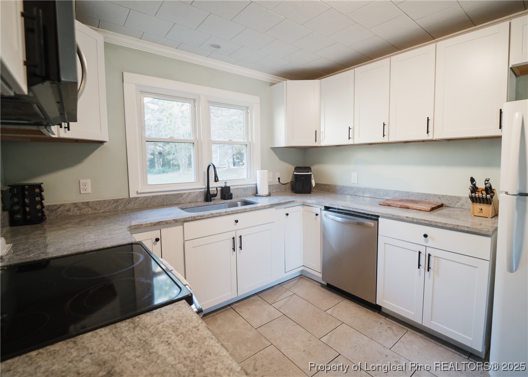 9778 Highway 24 Carthage, NC 28327 - Photo 10 of 47