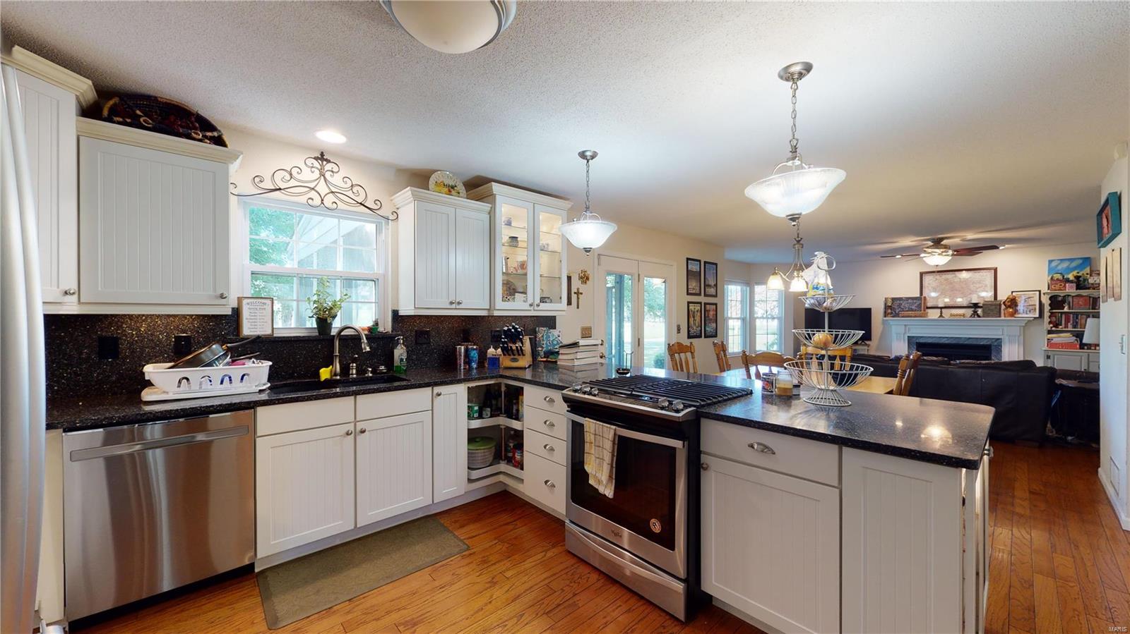 3718 Rhetts Landing Shiloh, IL 62221 - Photo 11 of 48 Gallery Image 11
